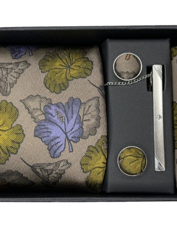 Луксозен комплект вратовръзка, кърпичка, бутонели и игла за вратовръзка