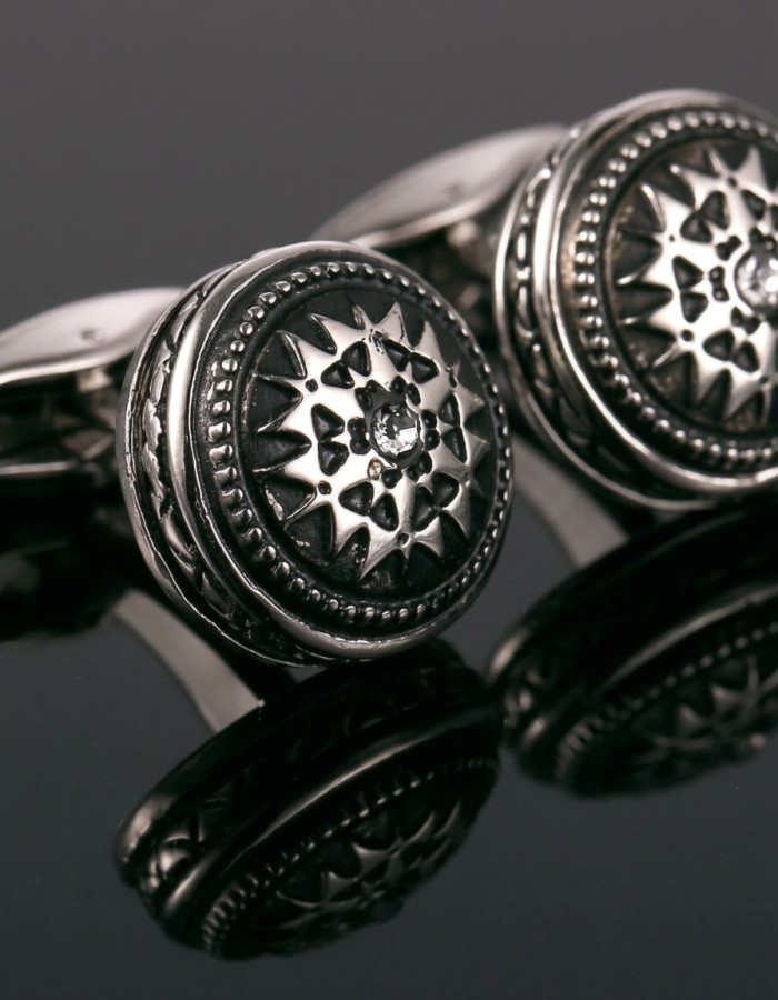 Luxury Round Cufflinks with Stone