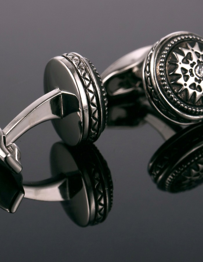 Luxury Round Cufflinks with Stone